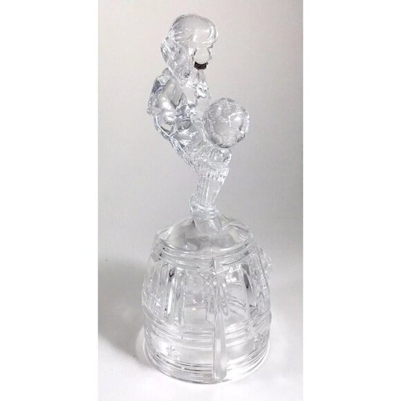 Princess House Lead Crystal Girl Soccer Figurine #808 - Picture 2 of 7